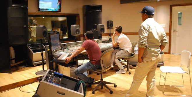Different Services One Can Look For In A Recording Studio